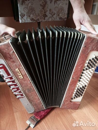 Баян разные