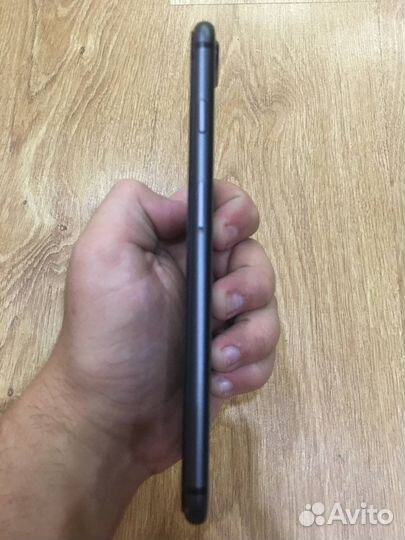 Телефон iPhone 8 plus