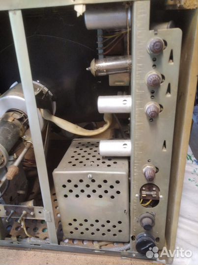 Телевизор Рекорд 12