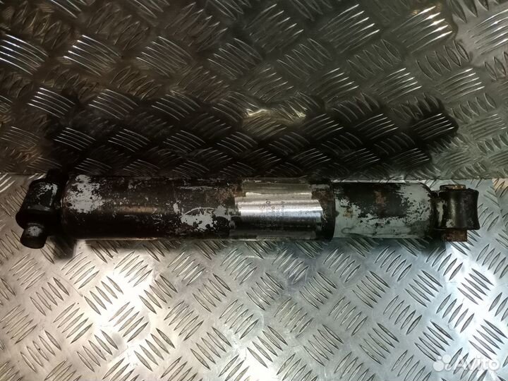 Амортизатор передней подвески volvo