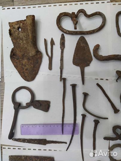 Кованые старинные железные предметы