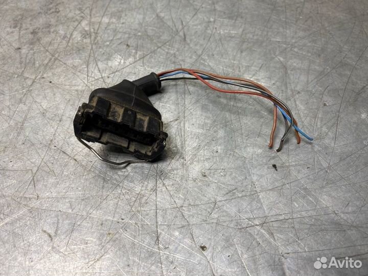 Разъем 6 контактный Volkswagen Golf Iii/Vento