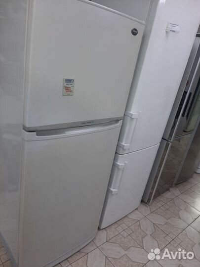 Холодильник Samsung