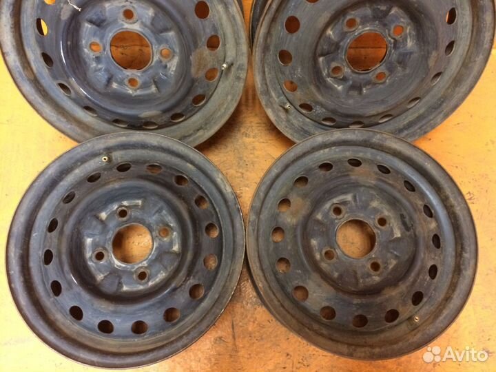4 шт. Диски 14 4х114,3 DIA 66,1