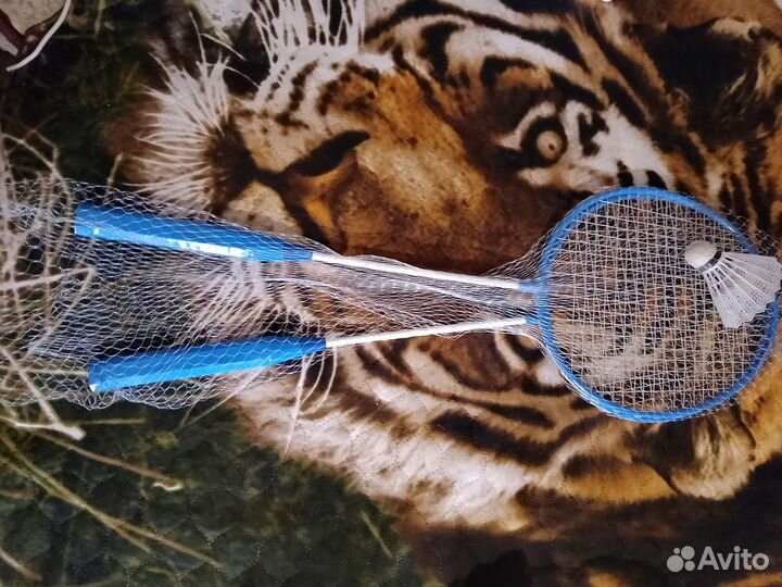 Ракетка для бадминтона