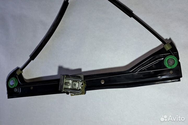 Стеклоподъемник электр. передний правый Volkswagen