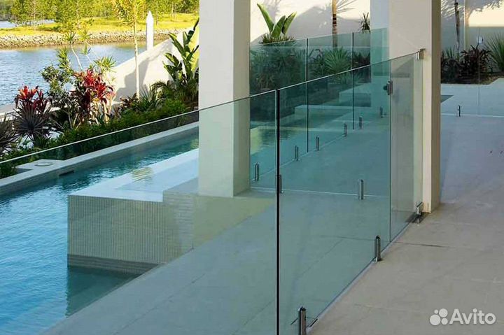 Ограждение для балкона из стекла