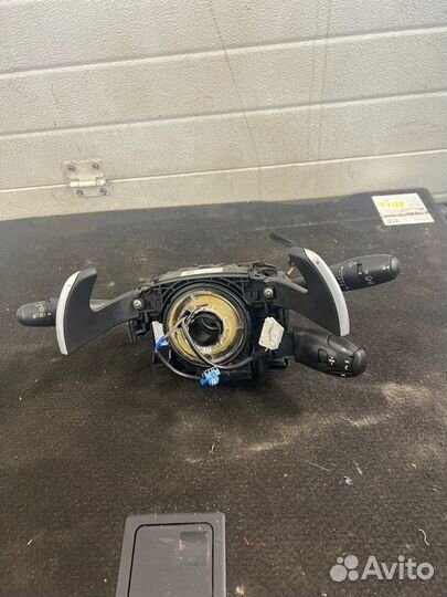 Подрулевые переключатели Peugeot 3008 1.6 HDI DV6C