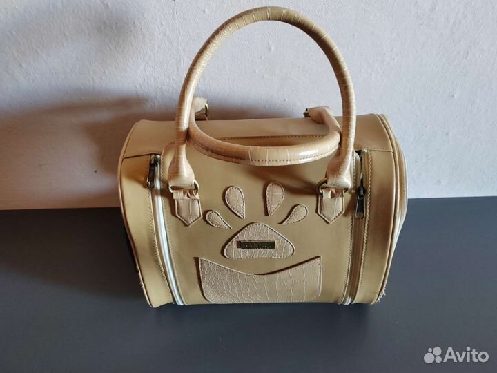 Переноска, клетка