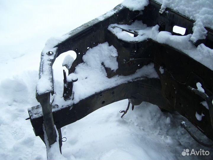 Хендай матрикс четверть кузова передняя