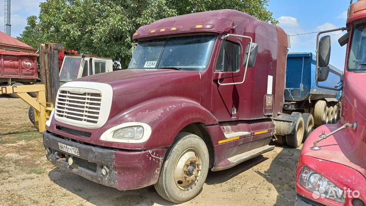 Freightliner Columbia, 2003