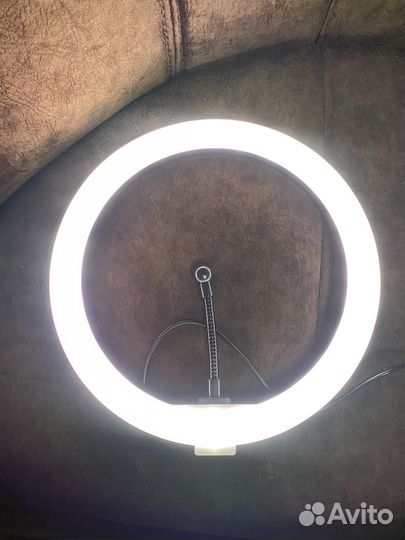 Кольцевая светодиодная лампа 26см