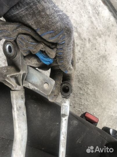 Альмера g15 2018 трапеция дворников с моторчиком