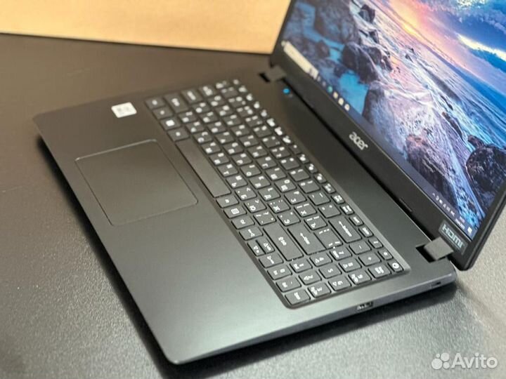 Ноутбук acer Core I3-1005G1/Озу-8GB/SSD-256GB