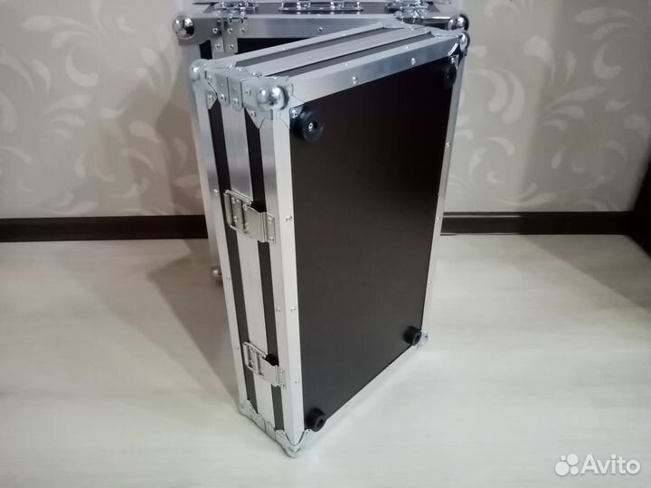 Кейс для DJ-контроллера