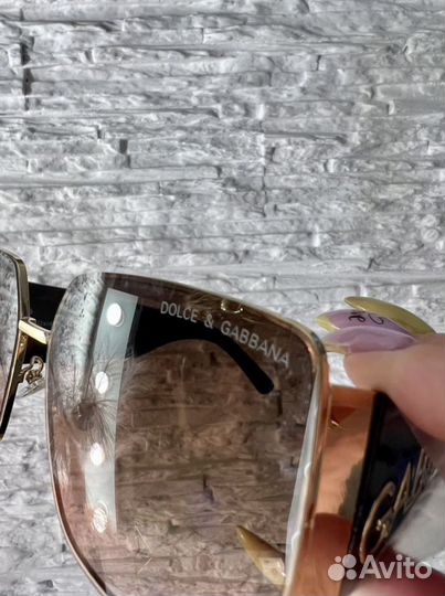 Солнцезащитные очки