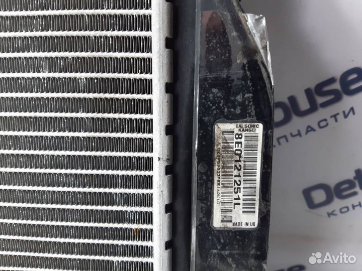 Радиатор основной Audi A4 B7