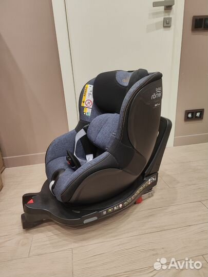 Автомобильное кресло britax romer