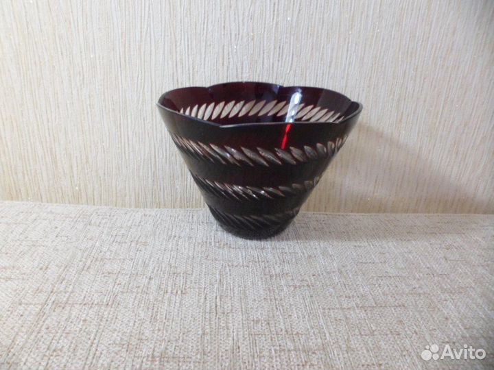 Ваза, салатник, конфетница марганцевое стекло