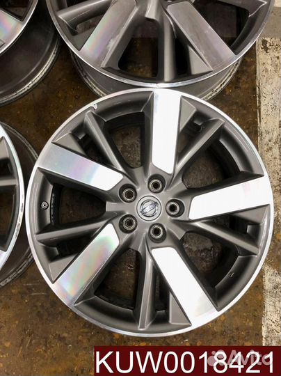 Диски R20 Nissan Б/у оригинал