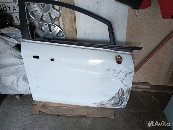 Дверь правая ford fiesta 2015