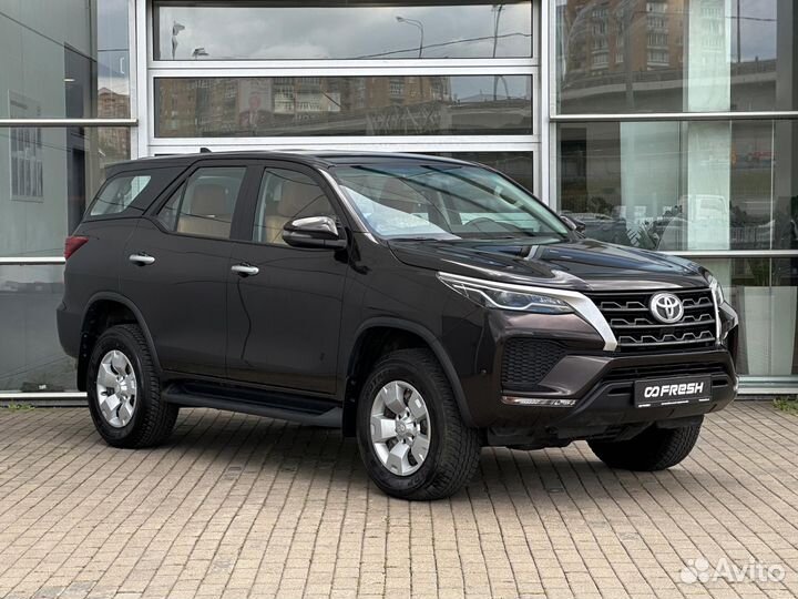 Toyota Fortuner 2.4 AT, 2022, 259 км