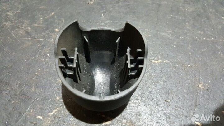 Заглушка Porsche Cayenne 957 M48.51 08