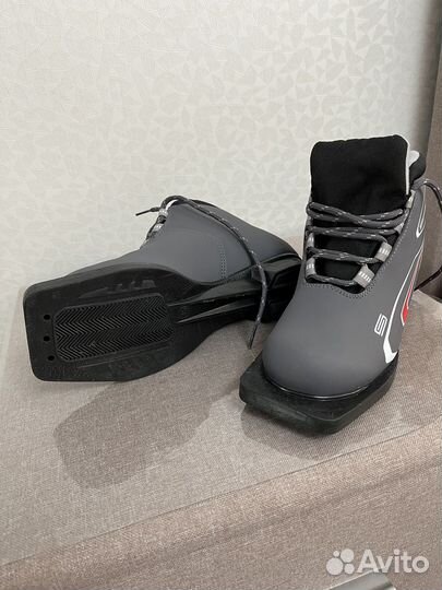 Лыжные ботинки 35 размер