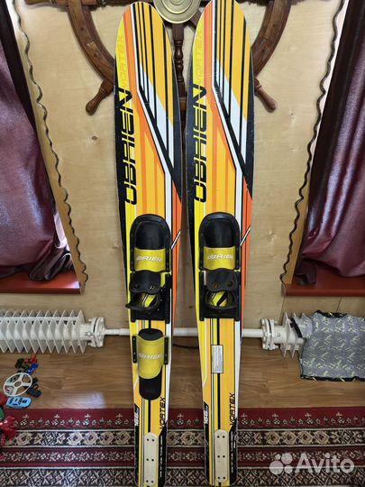 Водные лыжи