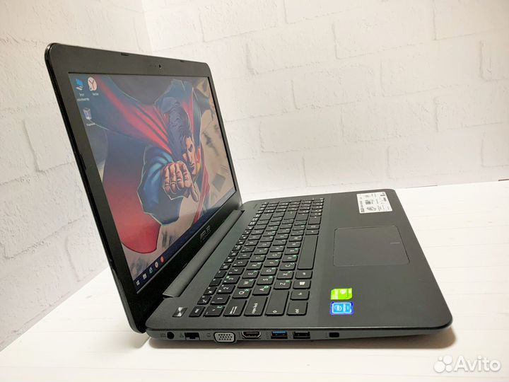 Ноутбук Asus 4 ядра/8Gb/SSD/2 видеокарты