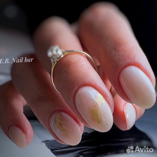 Маникюр и педикюр