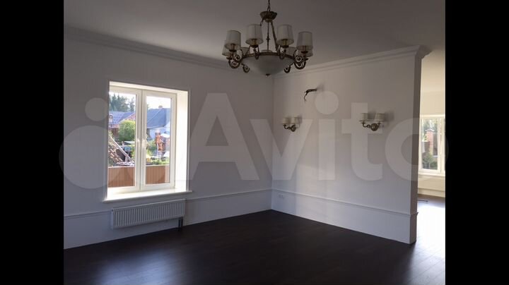 Дом 300 м² на участке 14 сот.