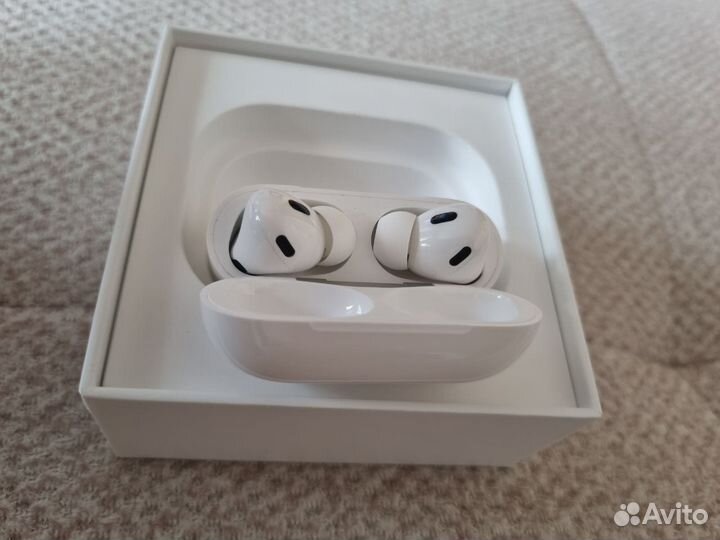 Наушники Apple AirPods Pro 2nd generation