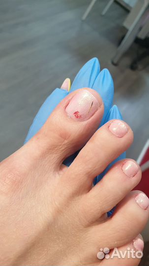 Маникюр, педикюр