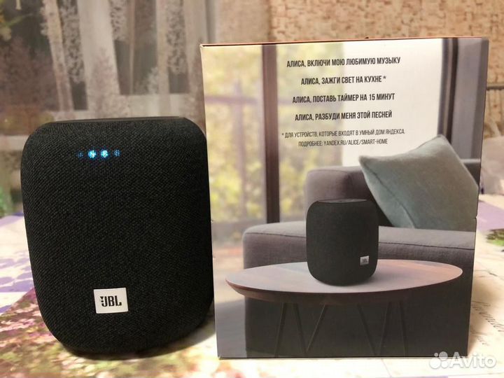 Колонка jbl с алисой