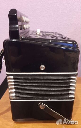 Гармонь Чайка Победа