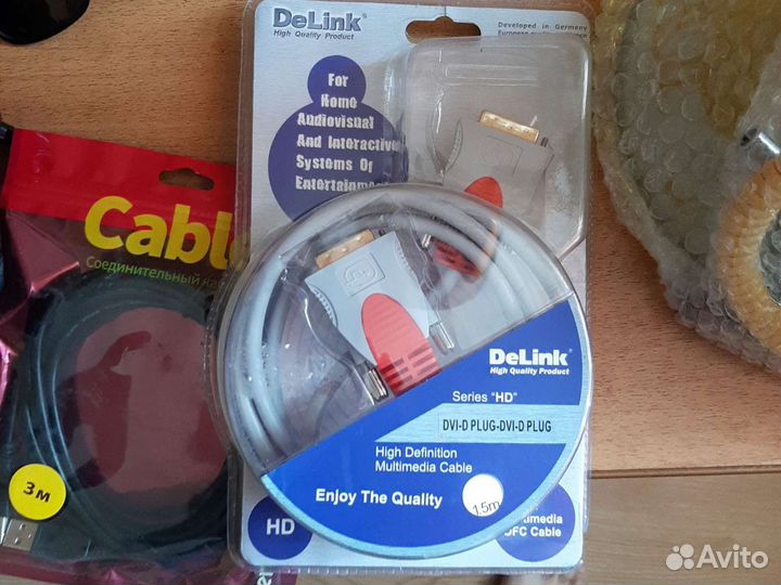 Шнур dvl-d plug на dvl-d plug