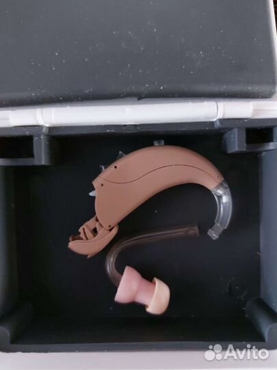 Слуховой аппарат новый