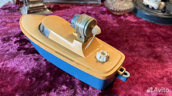 Игрушка катер СССР