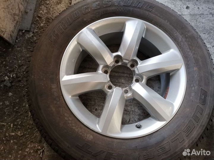 Колесо тоета - лексус