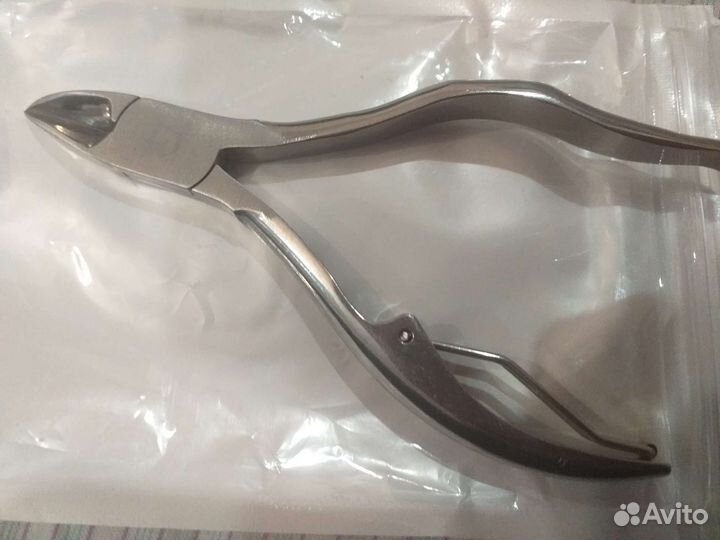 Кусачки для педикюра новые