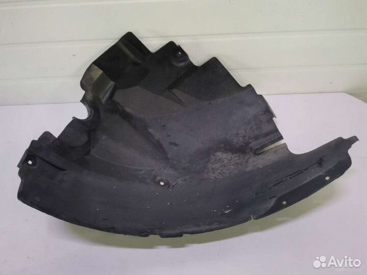 Подкрылок Volkswagen Crafter