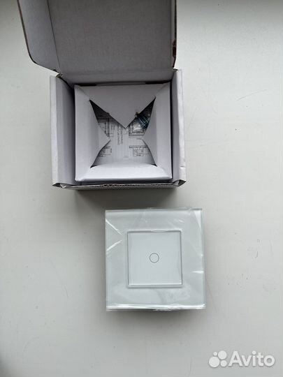 Умный новый выключатель hiper