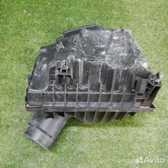 Корпус воздушного фильтра бмв Х1 F48 (2015-2019)
