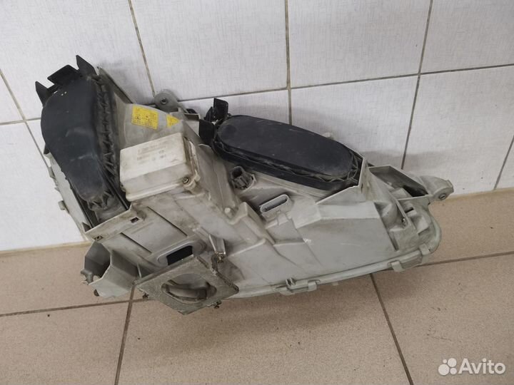 Фара передняя левая Mercedes-Benz S-Class W220