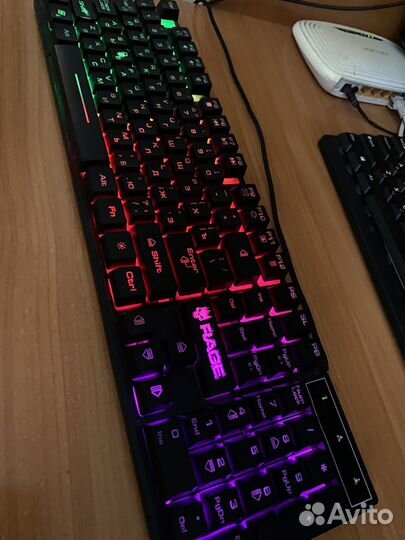 Игровая клавиатура с подсветкой