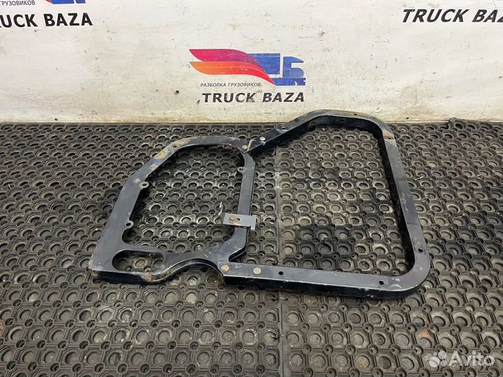 Кронштейн крыла передний Renault Premium