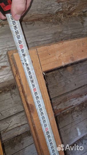 Деревянная оконная рама