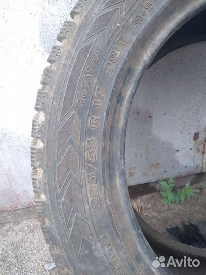 Nokian Tyres Hakkapeliitta 8 225/55 R17