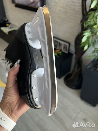 Коньки хоккейные 32 размер